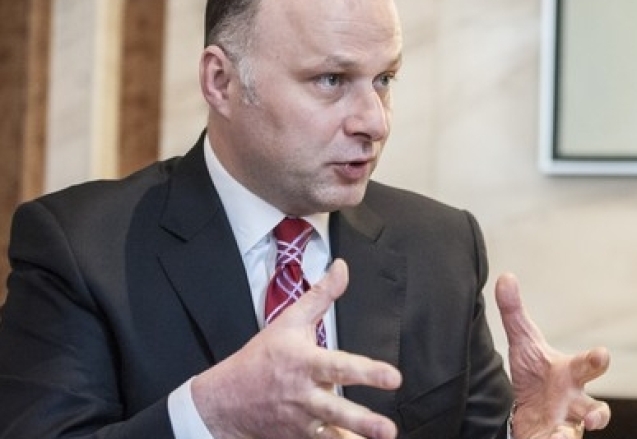 harmadikoldal_jgy180220-20180221-e1554386280985